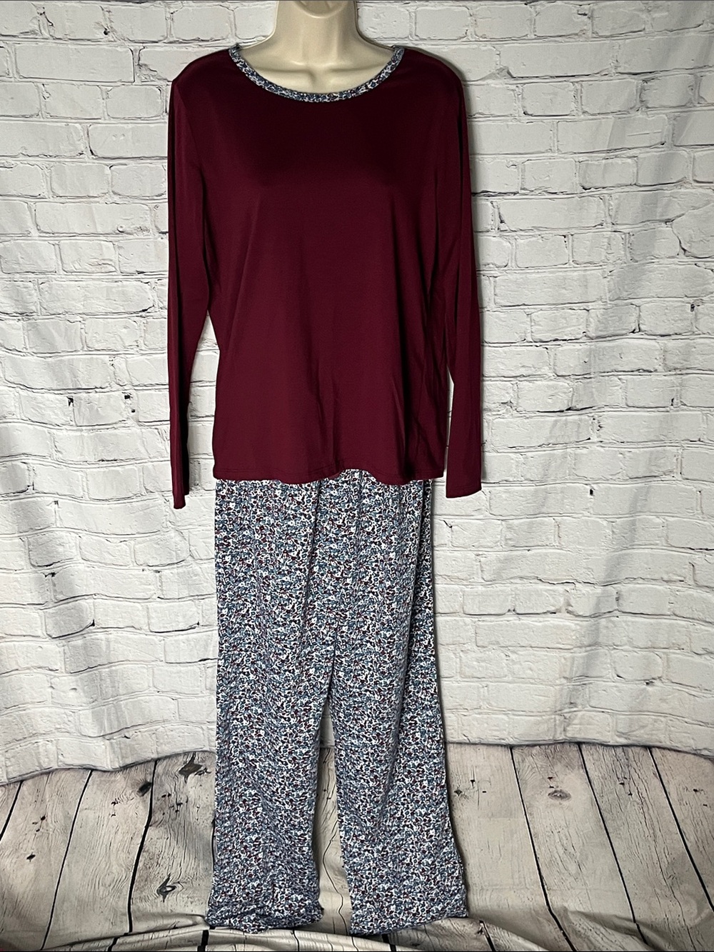 Lands' End Burgundy Long-Sleeve Sleep Top with Floral Print Lounge Pants
